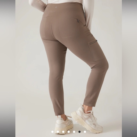 ATHLETA HEADLANDS HYBRID MID RISE TIGHT - Picture 12 of 13